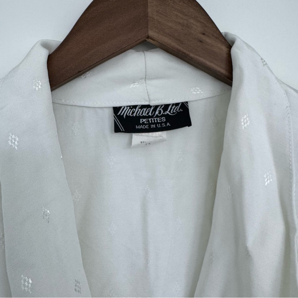14 Vintage Old Money Minimalist White Patterned Collared V-Neck Midi Dress Gold - Picture 3 of 13